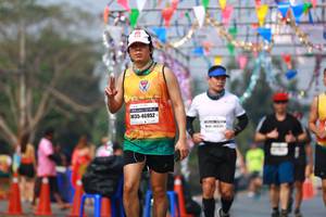 BIB: 46952
                            <button type="button" onclick="openModal(9907148)" class="btn btn-primary btn-sm float-right btn-popup" data-toggle="modal" data-target=".modal-high-quality">
                        <i class="fas fa-shopping-cart"></i> Add to Cart
                    </button>
                                            <button type="button" onclick="isThisMe(9907148, true)" class="btn btn-success btn-sm float-right btn-popup btn-isme hidden" data-toggle="tooltip" data-placement="bottom" title="นี่คือรูปของคุณใช่ไหม คลิกที่นี่เพื่อเอาเข้าอัลบั้ม">
                        <i class="fas fa-plus"></i> Add to album
                    </button>
                    <button type="button" onclick="isThisMe(9907148, false)" class="btn btn-warning btn-sm float-right btn-popup btn-isnotme hidden">
                        <i class="fas fa-ban"></i> Remove from album
                    </button>